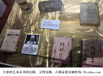 泗洪-被遗忘的自由画家,是怎样被互联网拯救的?